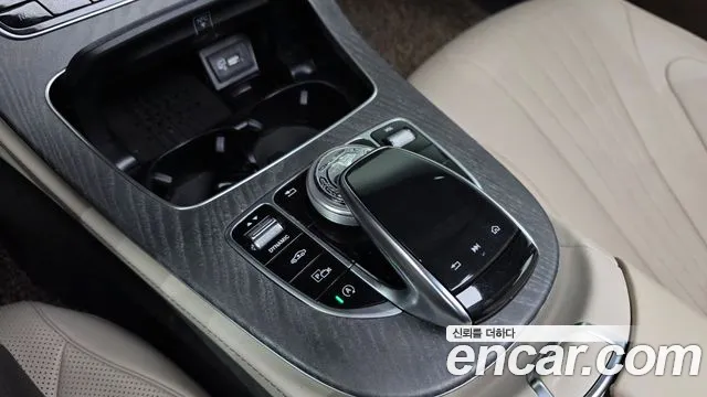 Mercedes-Benz CLS-Class 2020 — фото 18