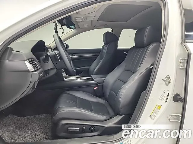 Honda Accord 2018 — фото 10