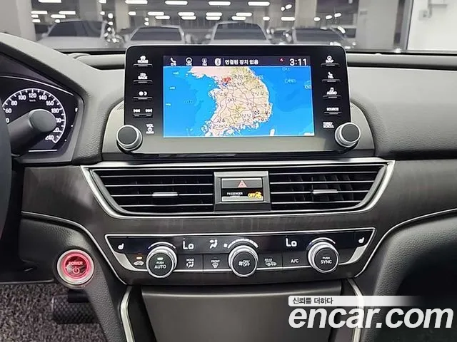 Honda Accord 2018 — фото 11