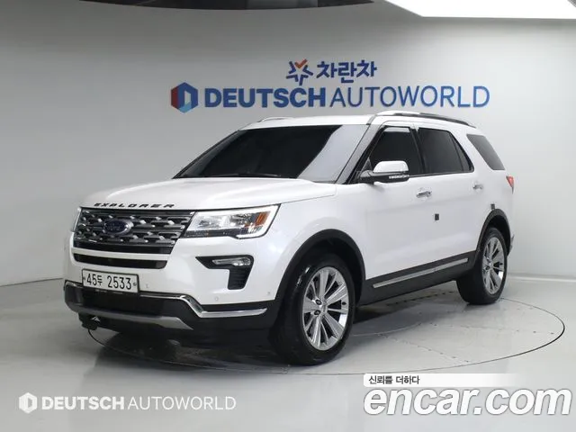 Ford Explorer 2018 — фото 1