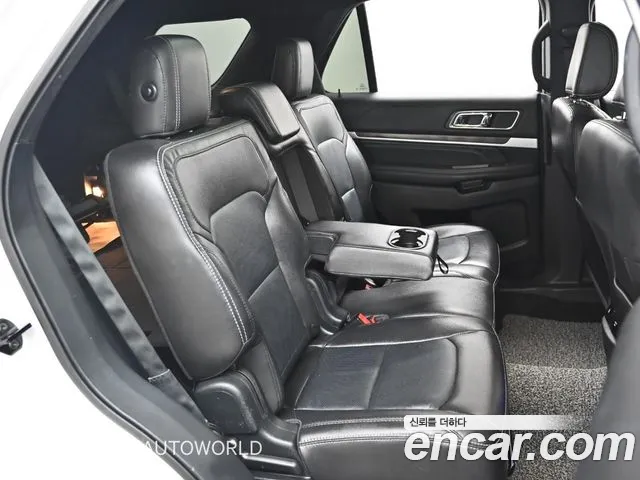 Ford Explorer 2018 — фото 12