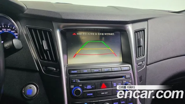 Hyundai Sonata 2014 — фото 14