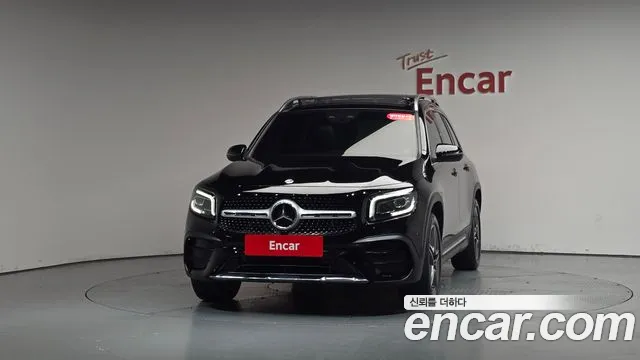 Mercedes-Benz GLB-Class 2023 — фото 2