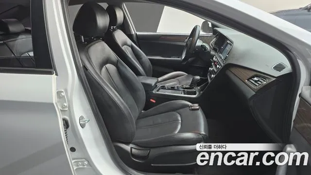 Hyundai Sonata 2019 — фото 17