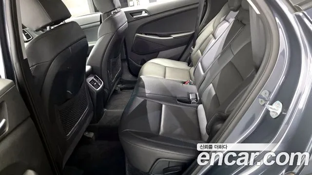 Hyundai Tucson 2019 — фото 12
