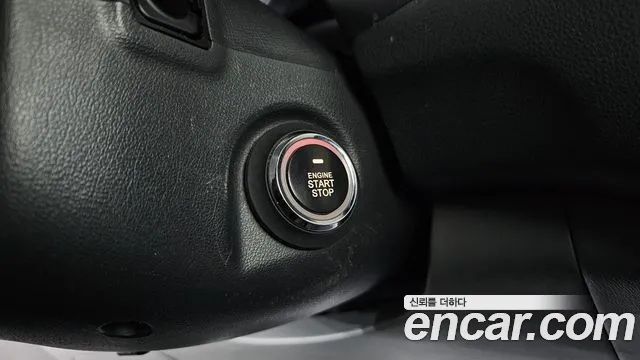 Hyundai Starex 2020 — фото 15