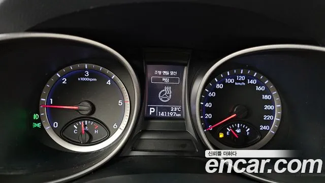 Hyundai Santafe 2015 — фото 11