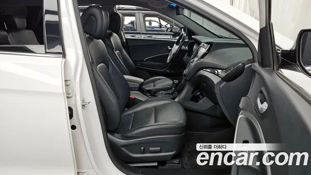Hyundai Santafe 2015 — фото 17