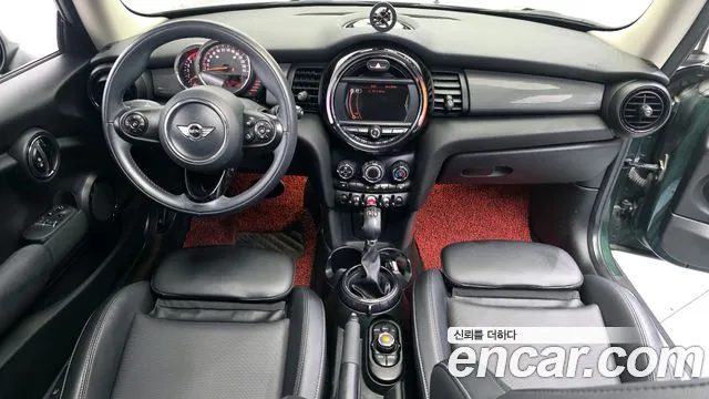 Mini Cooper 2018 — фото 10