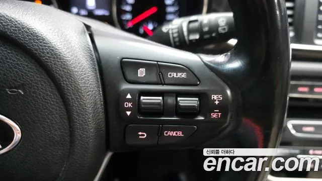 Kia Canival 2019 — фото 17