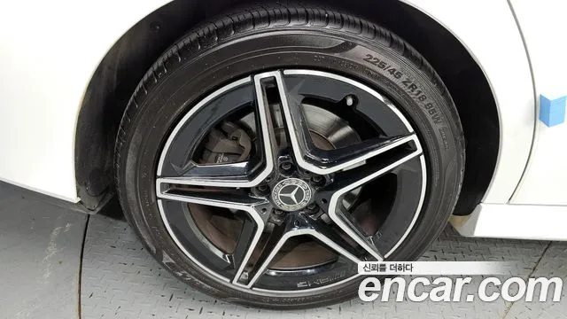 Mercedes-Benz CLA-Class 2021 — фото 5