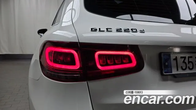 Mercedes-Benz GLC-Class 2021 — фото 9