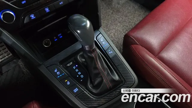 Hyundai AVANTE 2018 — фото 12