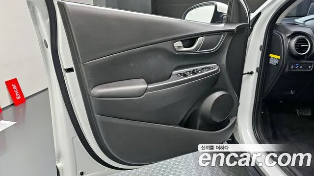 Hyundai Kona 2018 — фото 14