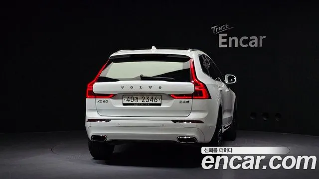 Volvo XC60 2018 — фото 4