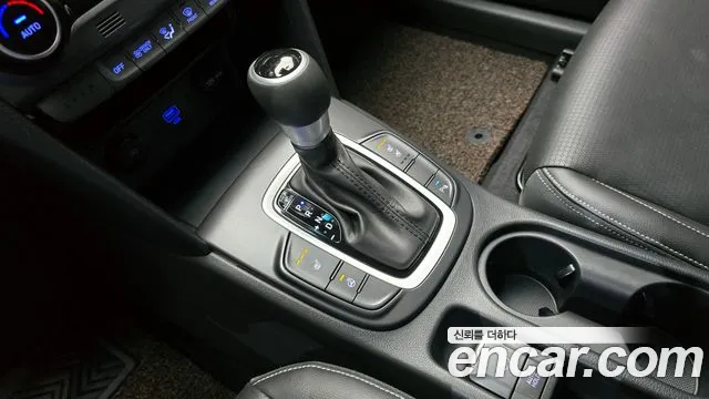 Hyundai Kona 2020 — фото 12