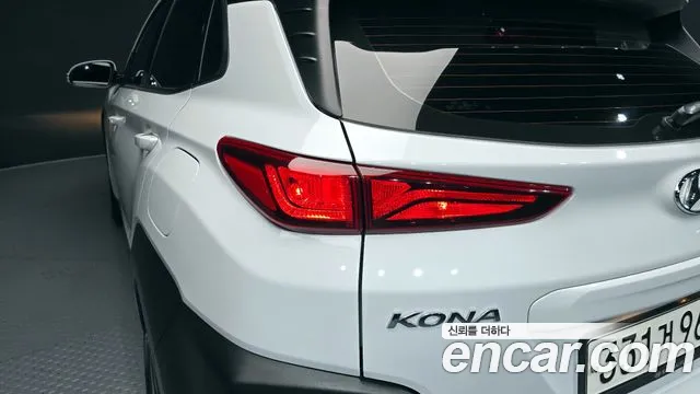 Hyundai Kona 2020 — фото 9