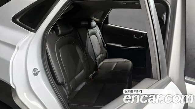 Hyundai Kona 2020 — фото 16