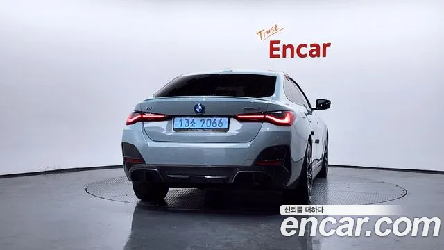 BMW i4 2024 — фото 4