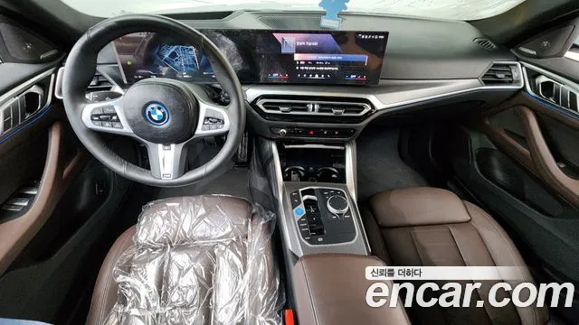 BMW i4 2024 — фото 7