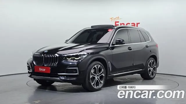 BMW X5 2022 — фото 1