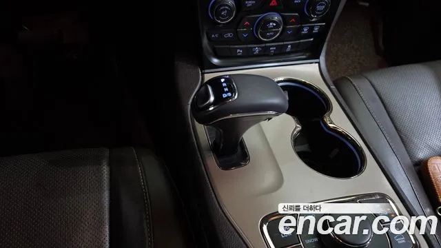 Jeep Cherokee 2015 — фото 9