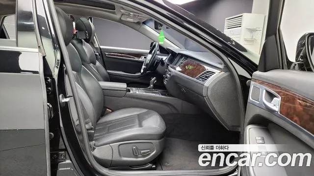 Hyundai Genesis 2016 — фото 11