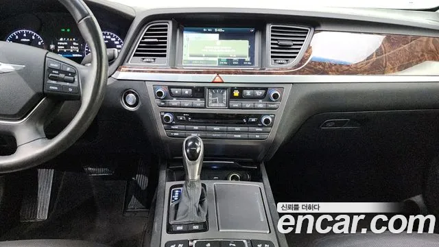 Hyundai Genesis 2016 — фото 14