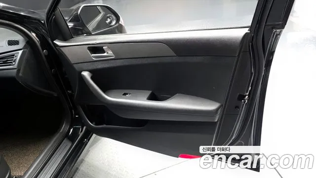 Hyundai Sonata 2015 — фото 14