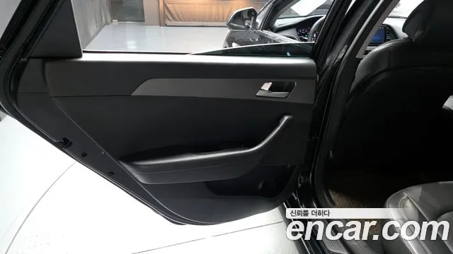 Hyundai Sonata 2015 — фото 15