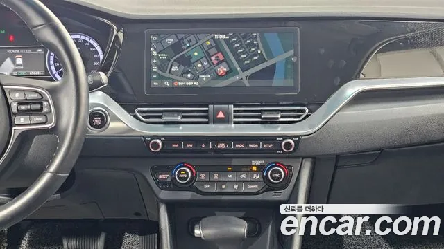 Kia Niro 2021 — фото 19