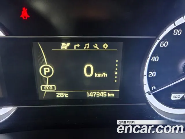 Kia Niro 2017 — фото 12