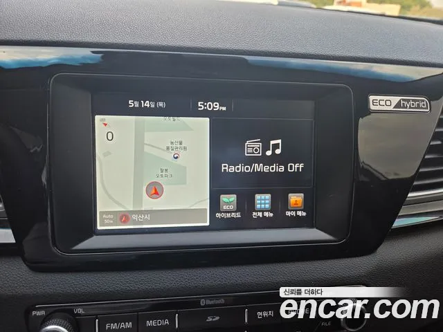 Kia Niro 2017 — фото 14