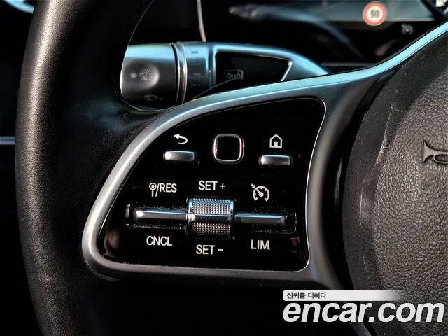 Mercedes-Benz E-Class 2019 — фото 17
