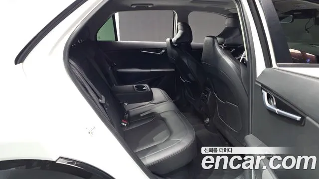 Kia Niro 2023 — фото 17