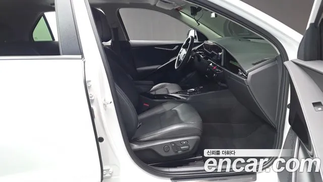 Kia Niro 2023 — фото 16