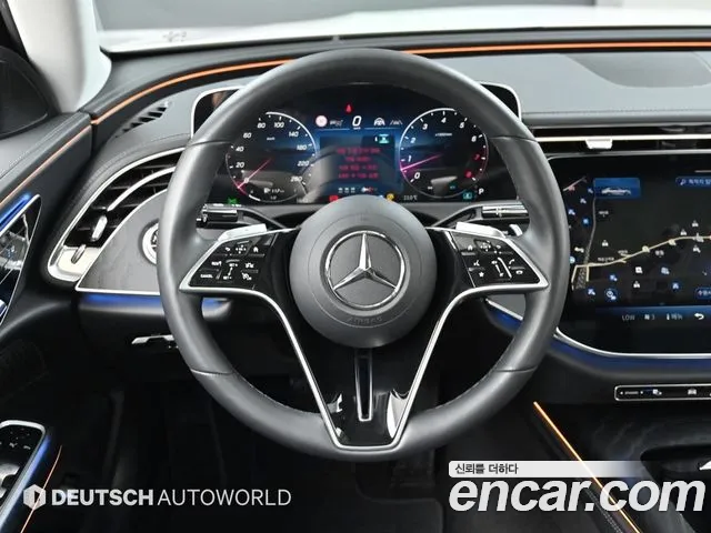 Mercedes-Benz E-Class 2024 — фото 13