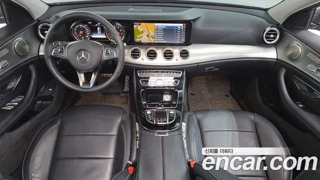 Mercedes-Benz E-Class 2018 — фото 7