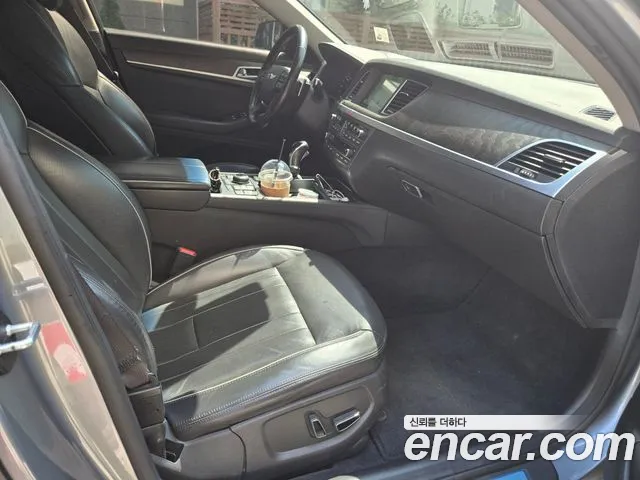 Hyundai Genesis 2016 — фото 11