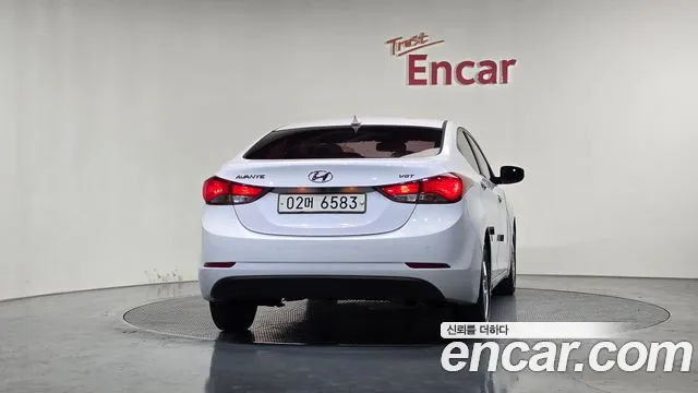 Hyundai AVANTE 2015 — фото 4