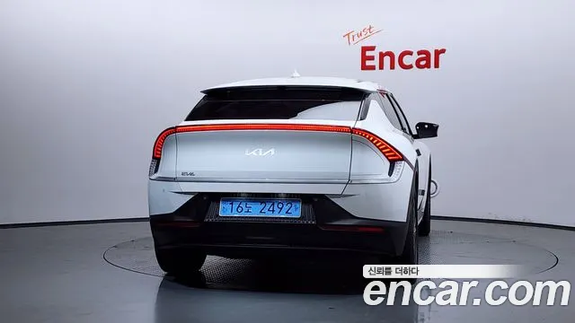 Kia EV6 2022 — фото 4