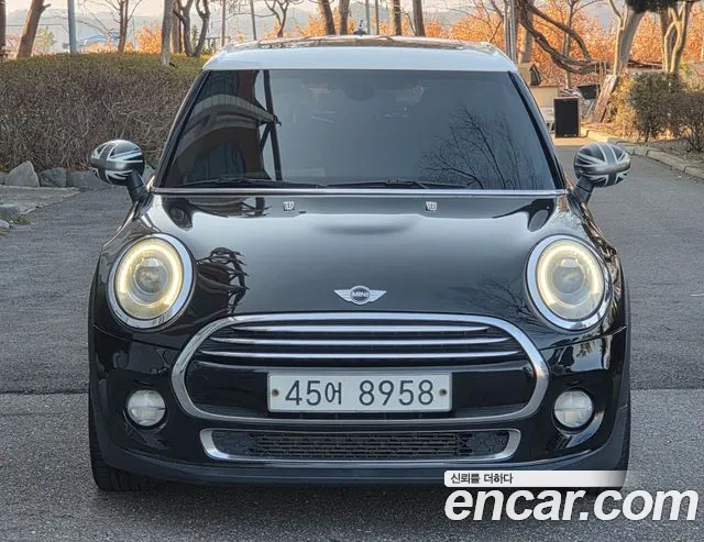 Mini Cooper 2015 — фото 1