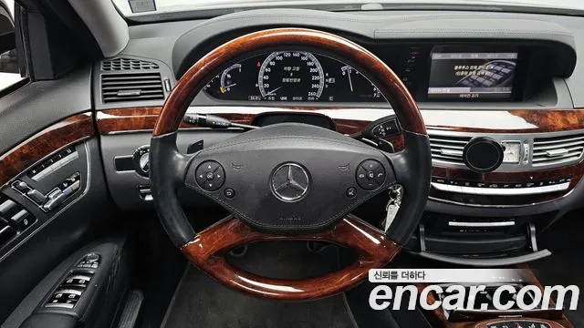 Mercedes-Benz S-Class 2010 — фото 13
