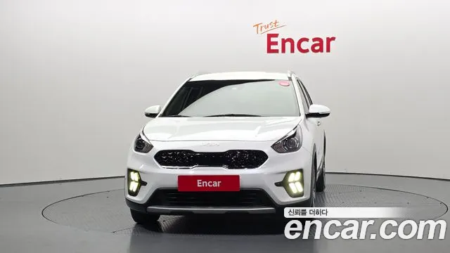 Kia Niro 2022 — фото 3