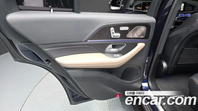 Mercedes-Benz GLE-Class 2022 — фото 15