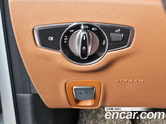 Mercedes-Benz E-Class 2018 — фото 17
