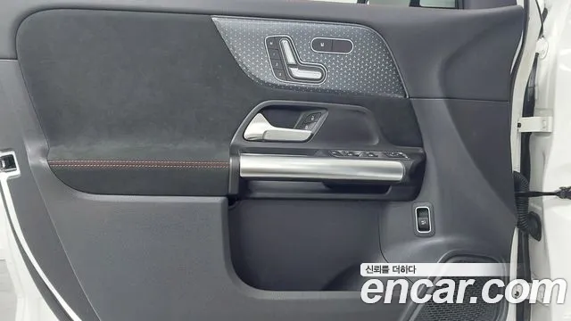 Mercedes-Benz GLA-Class 2024 — фото 15