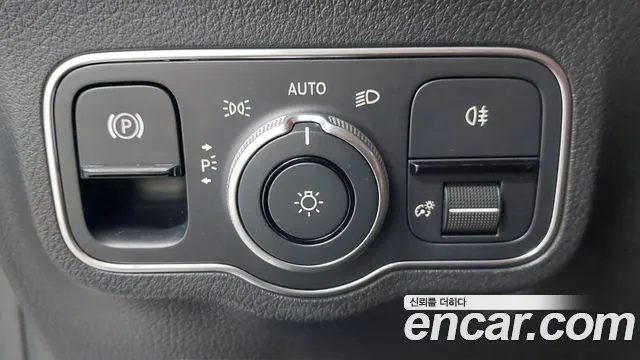 Mercedes-Benz GLA-Class 2024 — фото 18