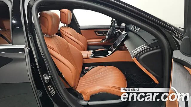 Mercedes-Benz S-Class 2022 — фото 16