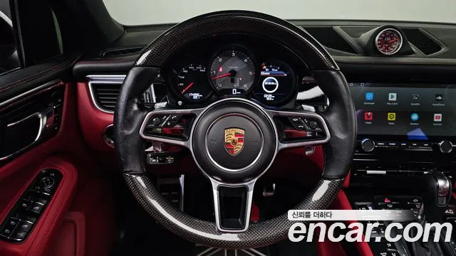 Porsche Macan 2015 — фото 15